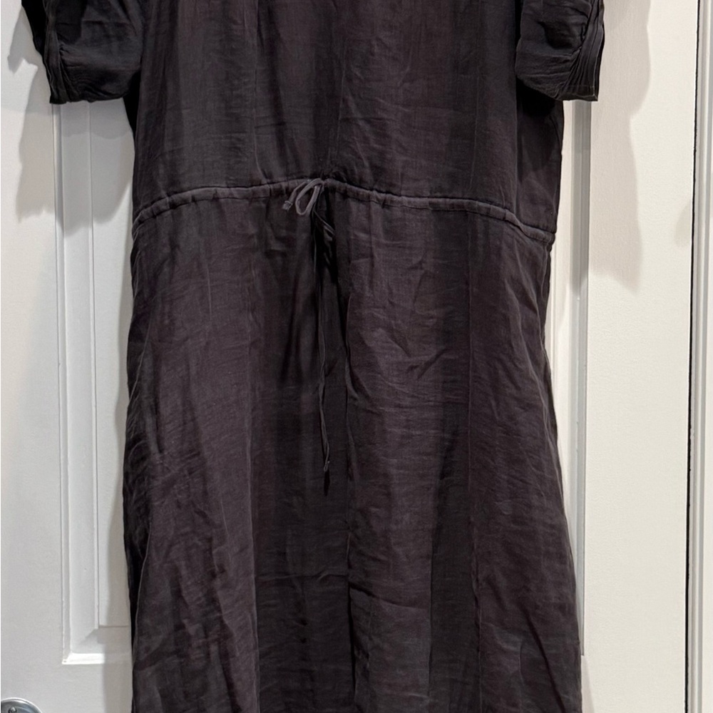 Velvet by Graham & Spencer Gray Casual Cuffed Short Sleeve Dress
